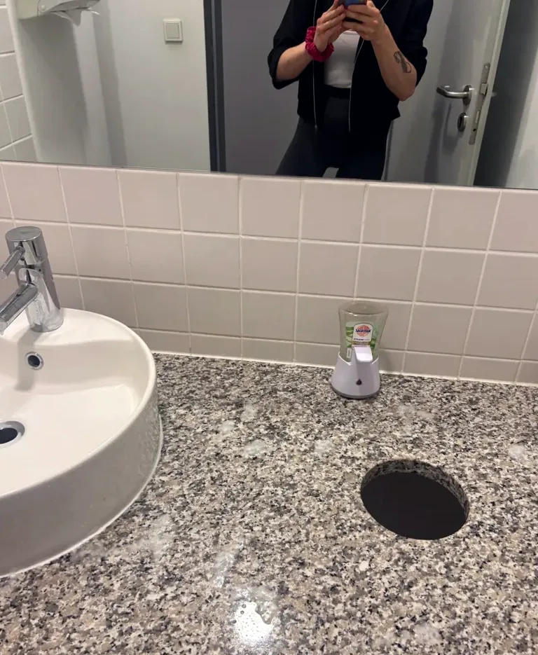 Aleyna, 39