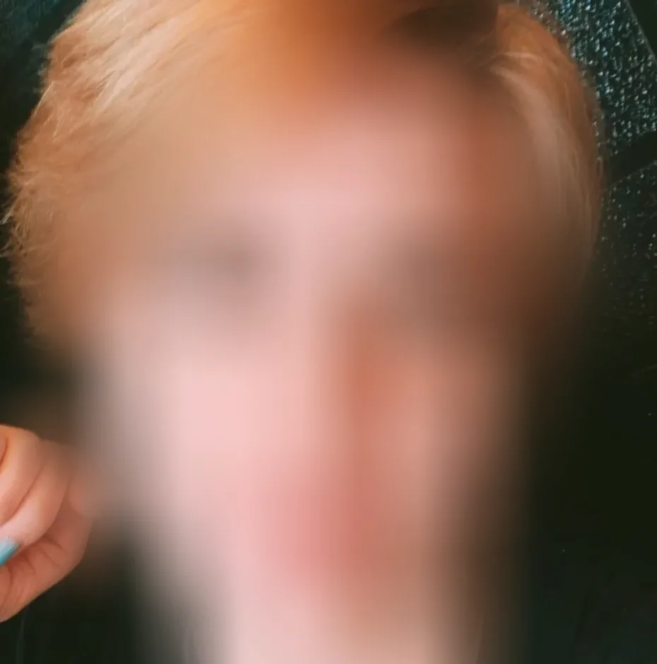 Chiara, 26