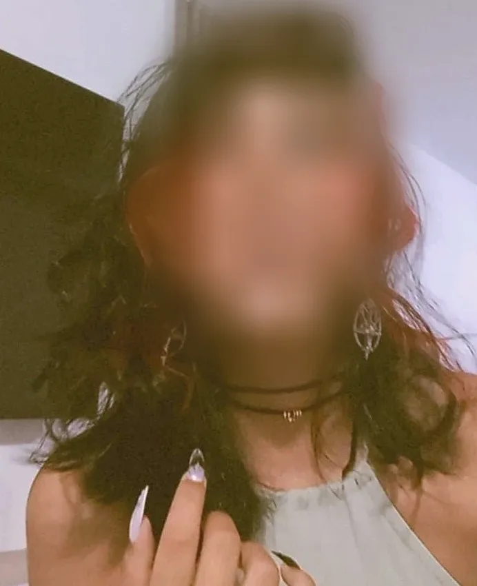 Lena, 22