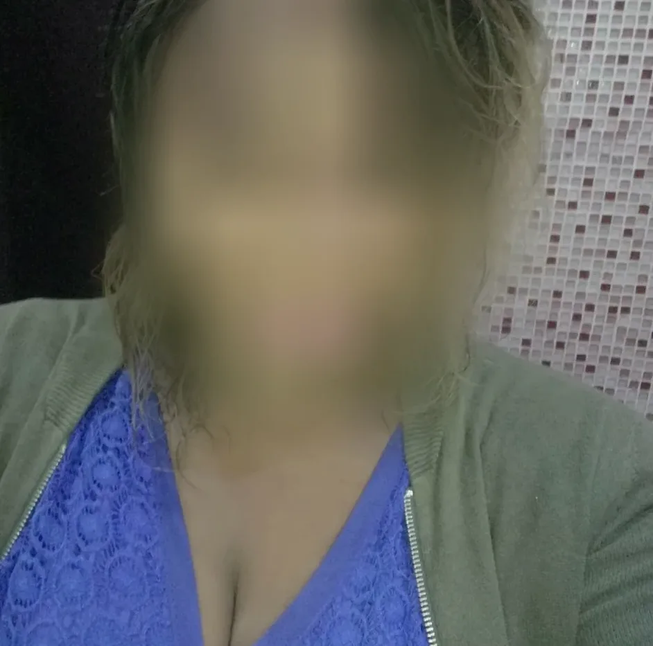 Marie, 27